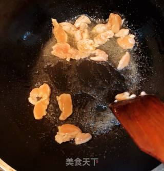 肉炒双菇的做法步骤：3