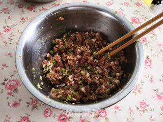 小白菜猪肉饼的做法步骤：4