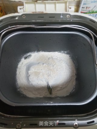 大白豆沙面包的做法步骤：2