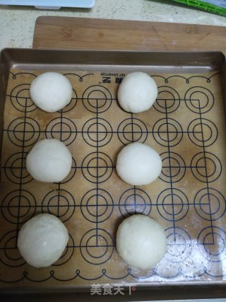 大白豆沙面包的做法步骤：11