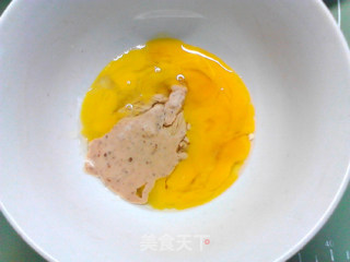 焙煎芝麻方便面马芬的做法步骤：3