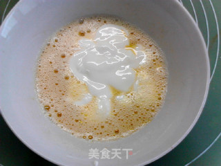 无油蜂蜜酸奶松饼的做法步骤：3
