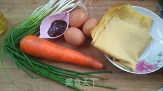 千张鸡蛋饼的做法步骤：1