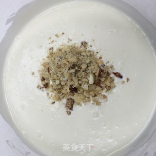 焦糖核桃巧克力慕斯蛋糕的做法步骤：15