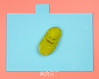 猕猴桃椰汁冰棍的做法步骤：2