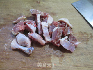 腊鸭腿煮冬瓜的做法步骤：2