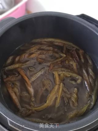 凉拌洋葱海茸丝的做法步骤：2