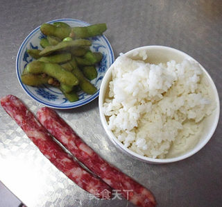 腊肠青豆炒饭的做法步骤：1