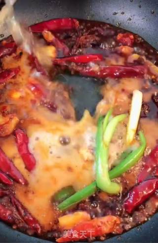 家常烧鲫鱼的做法步骤：4