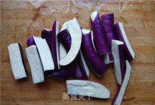 【茄子】蒸茄子的做法步骤：2