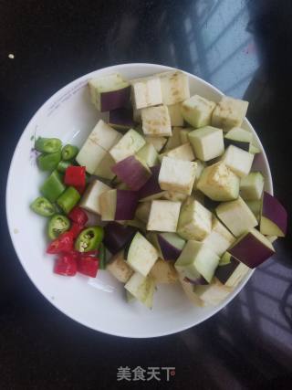肉炒茄丁的做法步骤：2