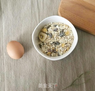 鸡蛋燕麦营养早餐的做法步骤：1