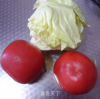 西红柿挂面汤的做法步骤：1