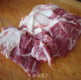 香煎梅子肉的做法步骤：2
