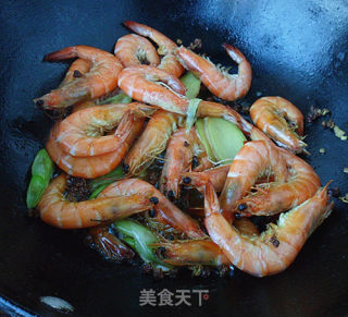 花椒炒虾的做法步骤：7
