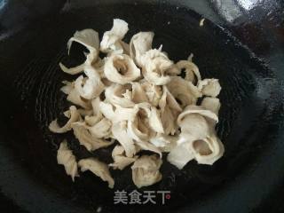 孜然面筋的做法步骤：4