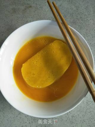 煎馒头片的做法步骤：5