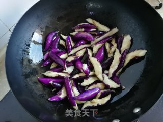 茄子烧杏鲍菇的做法步骤：4