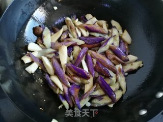茄子烧杏鲍菇的做法步骤：5