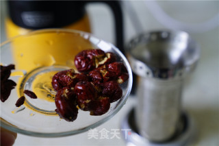 西洋参红枣枸杞茶的做法步骤：3