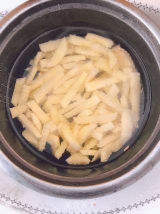 孜然版 狼牙土豆的做法步骤：1