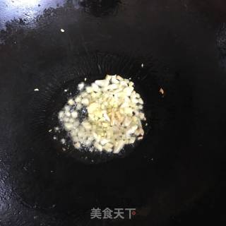 梭子蟹炒年糕的做法步骤：6