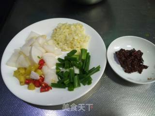 酸辣花蛤的做法步骤：2