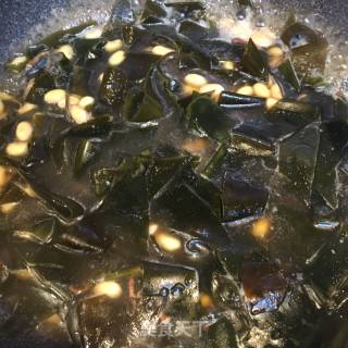 海带焖黄豆的做法步骤：5