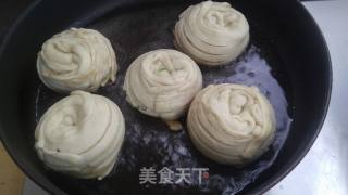 脆皮猪肉饼的做法步骤：17