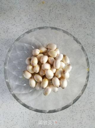 鲜莲子粥的做法步骤：4