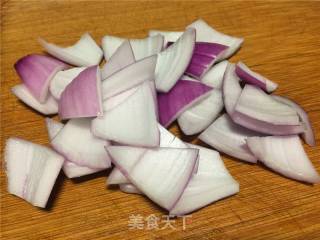 青椒炒腊排的做法步骤：3