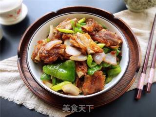 青椒炒腊排的做法步骤：10
