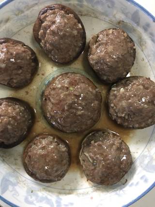 浇汁香菇酿肉的做法步骤：7