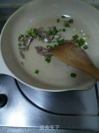 芦笋炒肉的做法步骤：6