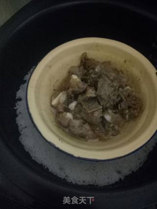 排骨腊味饭的做法步骤：1