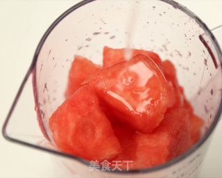 西瓜甜饮的做法步骤：3