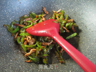 肉丝炒青椒的做法步骤：9