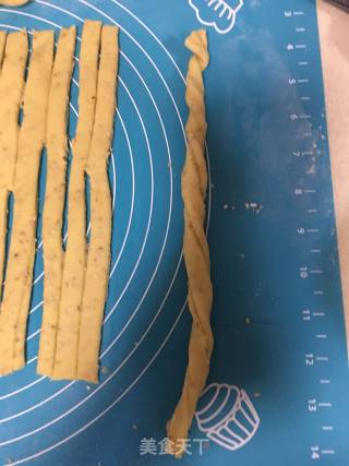 麻花的做法步骤：8