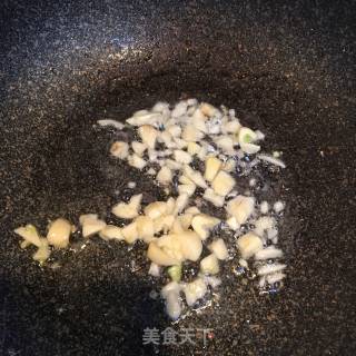 蒜蓉炝炒空心菜的做法步骤：2