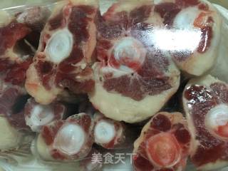 牛尾雪浓汤的做法步骤：1