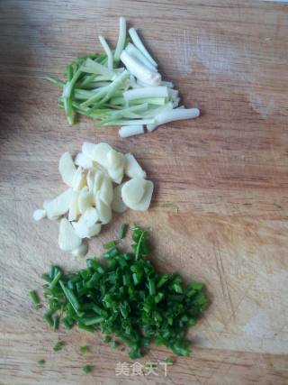 芙蓉孜然牛肉的做法步骤：2