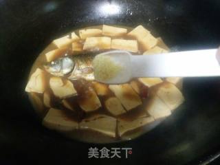 鲫鱼炖豆腐的做法步骤：9