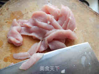 莴笋肉末凉拌米线的做法步骤：1