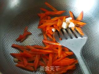 下饭菜豇豆炒肉的做法步骤：4