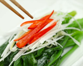 白灼芥兰的做法步骤：7