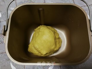 南瓜热狗面包的做法步骤：4