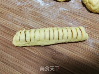 南瓜热狗面包的做法步骤：9