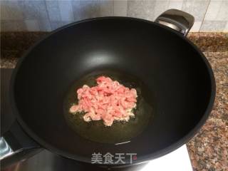 双色空心菜茎炒肉丝的做法步骤：5