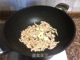 双色空心菜茎炒肉丝的做法步骤：6