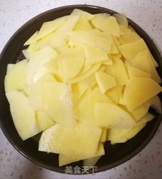 #下饭菜#～香菇炒土豆片的做法步骤：2